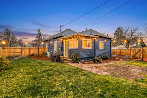 Tiny photo for 1032 W 10th Street, Medford, OR 97501 (MLS # 220215621)