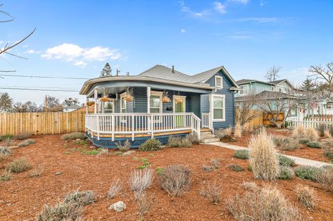 Tiny photo for 1032 W 10th Street, Medford, OR 97501 (MLS # 220215621)