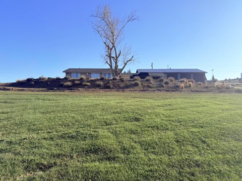 Tiny photo for 3647 U.S. 97, Madras, OR 97741 (MLS # 220221167)