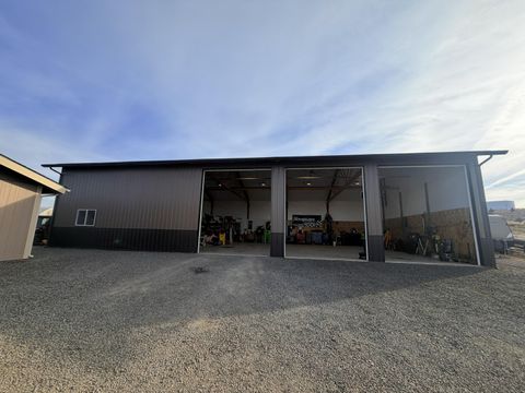 Tiny photo for 3647 U.S. 97, Madras, OR 97741 (MLS # 220221167)