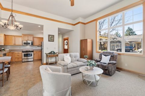 Tiny photo for 11164 Desert Sky Loop, Redmond, OR 97756 (MLS # 220220068)