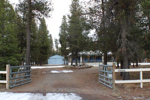 Tiny photo for 16085 Buena Vista Drive, La Pine, OR 97739 (MLS # 220215146)