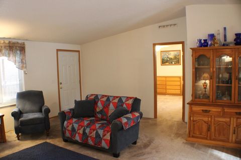 Tiny photo for 16085 Buena Vista Drive, La Pine, OR 97739 (MLS # 220215146)