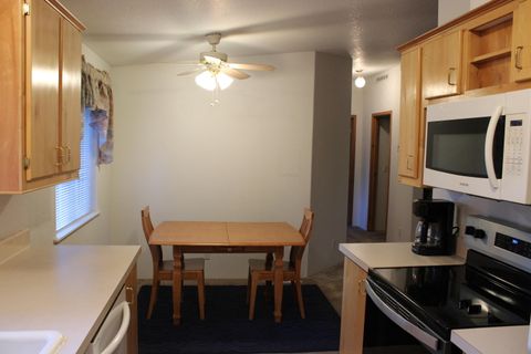 Tiny photo for 16085 Buena Vista Drive, La Pine, OR 97739 (MLS # 220215146)