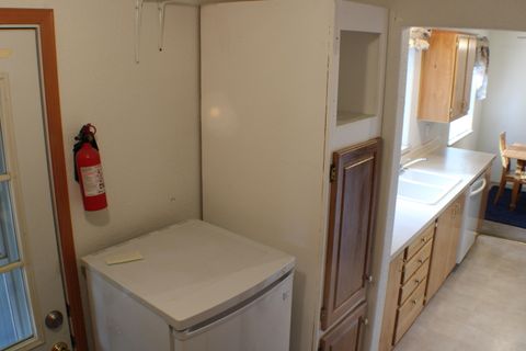 Tiny photo for 16085 Buena Vista Drive, La Pine, OR 97739 (MLS # 220215146)