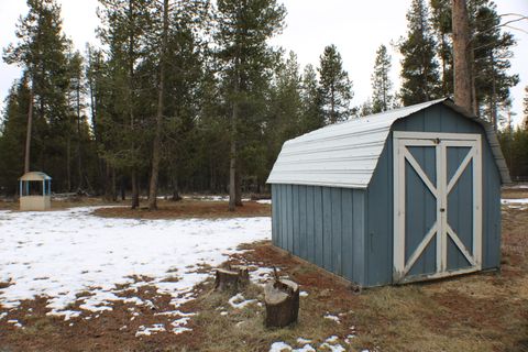 Tiny photo for 16085 Buena Vista Drive, La Pine, OR 97739 (MLS # 220215146)