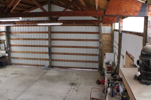 Tiny photo for 16085 Buena Vista Drive, La Pine, OR 97739 (MLS # 220215146)