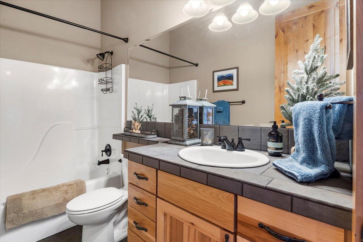 The Bluffs River Ben - Residential