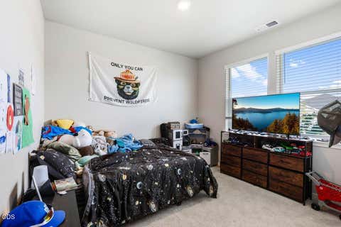 Tiny photo for 2770 Pronghorn Lane, Medford, OR 97504 (MLS # 220224420)