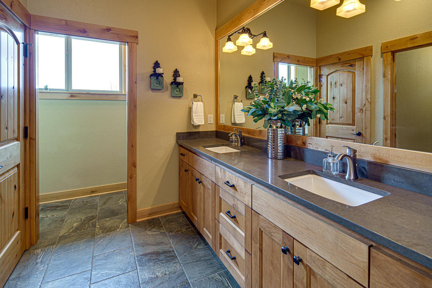 Eagle Crest - Residential