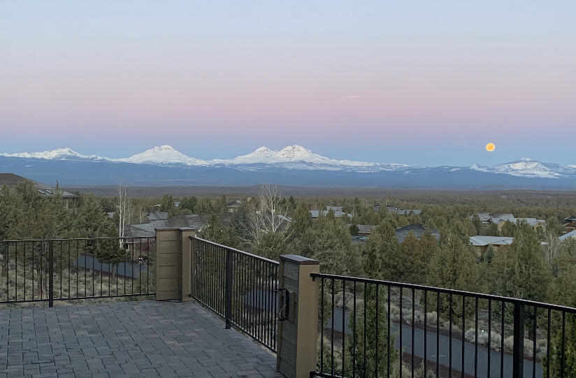 Eagle Crest - Residential