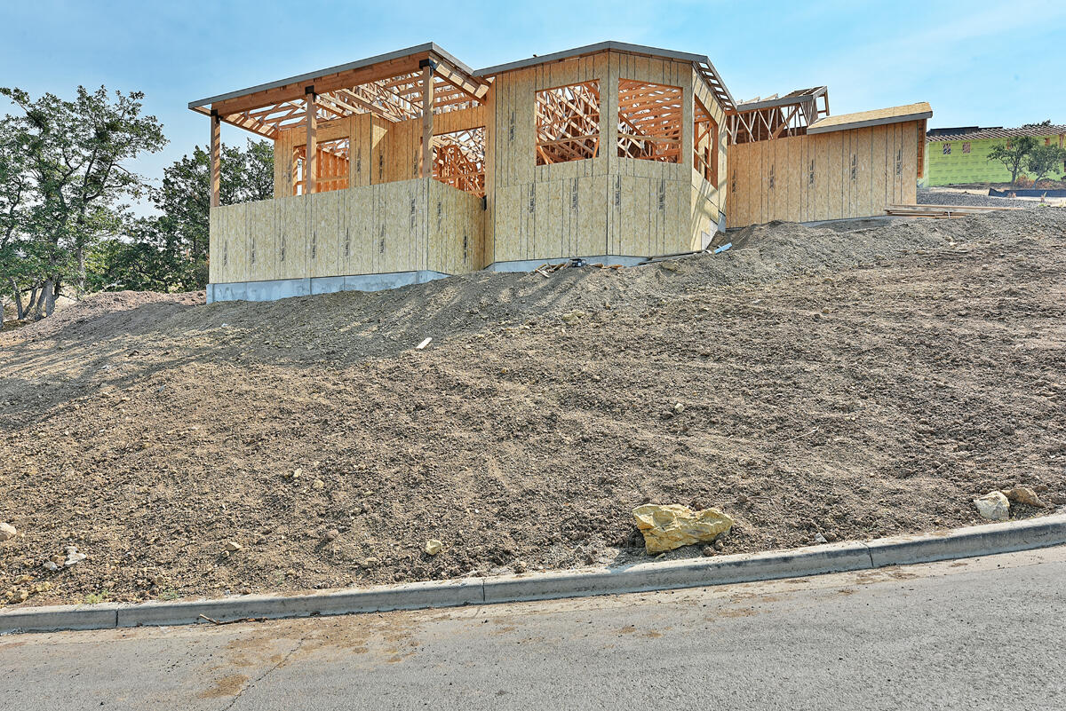 Bella Vista Heights Phases 1 & 2 - Residential