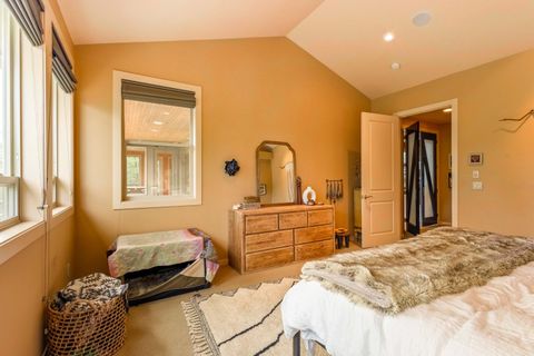 Tiny photo for 3560 NW Braid Drive, Bend, OR 97703 (MLS # 220217339)