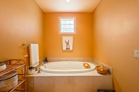 Tiny photo for 3560 NW Braid Drive, Bend, OR 97703 (MLS # 220217339)