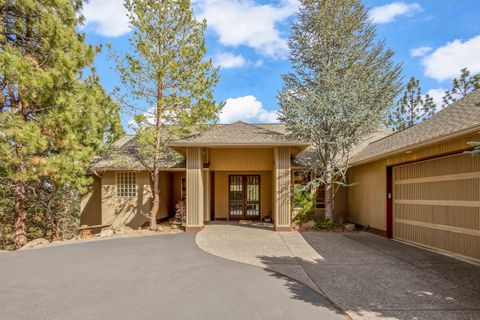 Tiny photo for 3560 NW Braid Drive, Bend, OR 97703 (MLS # 220217339)