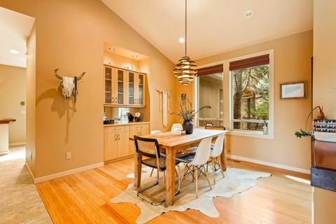 Tiny photo for 3560 NW Braid Drive, Bend, OR 97703 (MLS # 220217339)