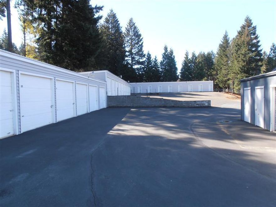 Excellent Mini-Storage Investment with on-site manager's house. 135 units. Priced to sell. Very well maintained property with little to no vacancies. Seller carry financing available. On approximately 1.36 acres. Close to Hwy 199 and immediately off Caves Hwy. Includes managers quarters as a 930 sq ft 2bd/1ba home. View by appointment only.