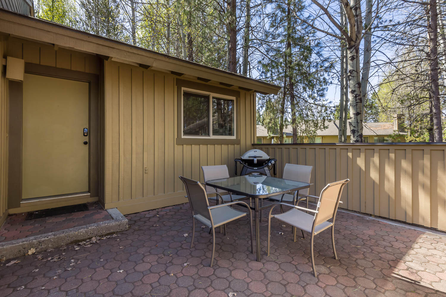 Quelah Condos - Residential