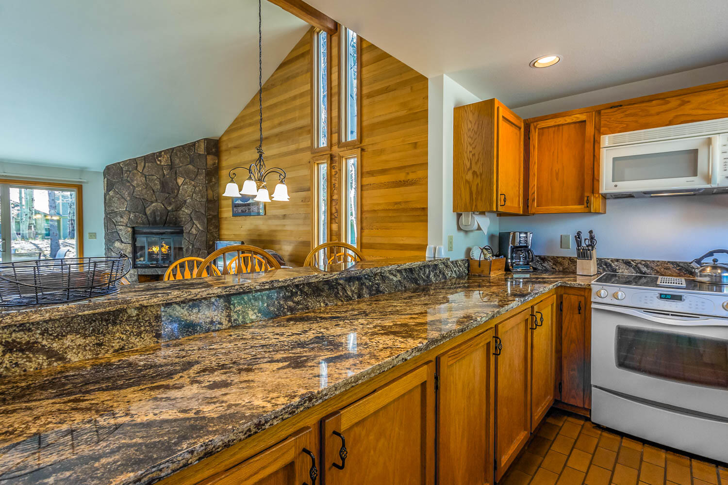 Quelah Condos - Residential