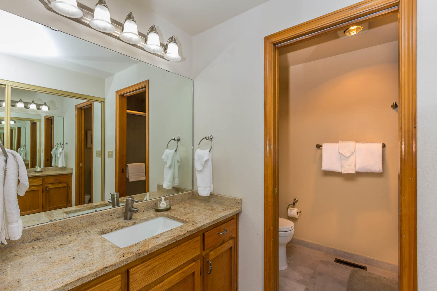 Quelah Condos - Residential