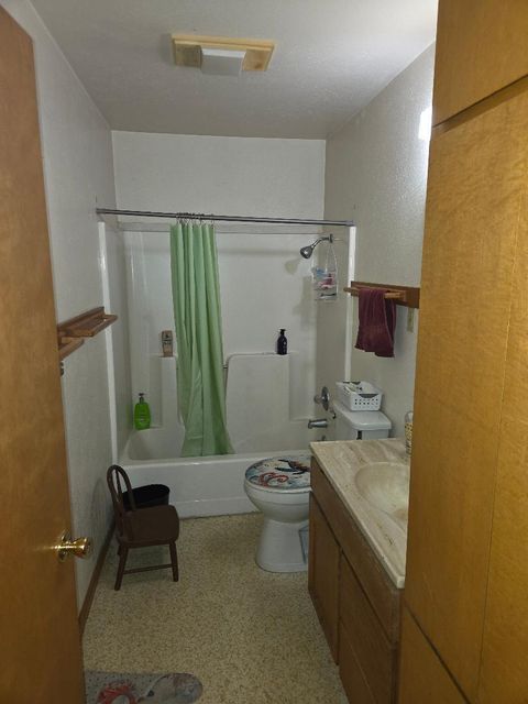 Tiny photo for 31663 Oregon 70, Bonanza, OR 97623 (MLS # 220220191)