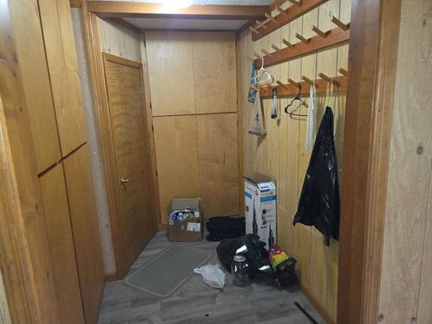 Tiny photo for 31663 Oregon 70, Bonanza, OR 97623 (MLS # 220220191)