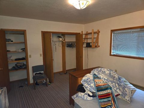 Tiny photo for 31663 Oregon 70, Bonanza, OR 97623 (MLS # 220220191)