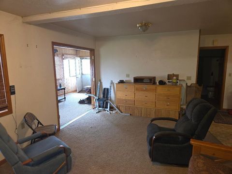 Tiny photo for 31663 Oregon 70, Bonanza, OR 97623 (MLS # 220220191)