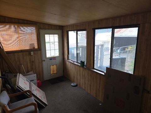 Tiny photo for 31663 Oregon 70, Bonanza, OR 97623 (MLS # 220220191)