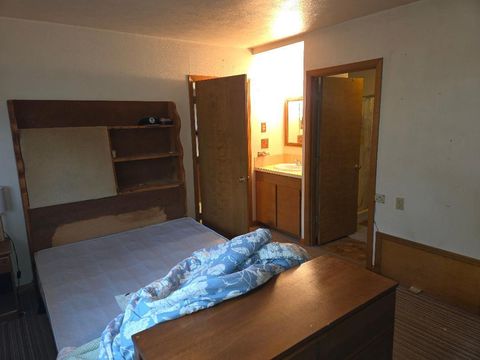 Tiny photo for 31663 Oregon 70, Bonanza, OR 97623 (MLS # 220220191)