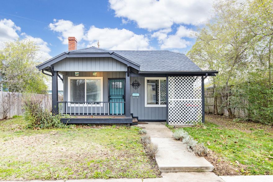 Cute, clean cottage in the heart of Medford! This adorable abode boasts a spacious living room with a fireplace, two large bedrooms, dining area, huge laundry/mud room,
outdoor storage and large fenced backyard. Lovingly cared for, this home features a recently replaced sewer line from home to street, newer exterior paint and front deck,
new interior paint, new toilet, new bath and kitchen flooring--very neat and ready for its new Owners. Home is conveniently located near downtown, RCC, shopping, The Holly theater,
and public transit. This wonderful home wont last, come and view today