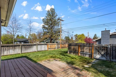 Tiny photo for 640 NW Delaware Avenue, Bend, OR 97703 (MLS # 220219876)