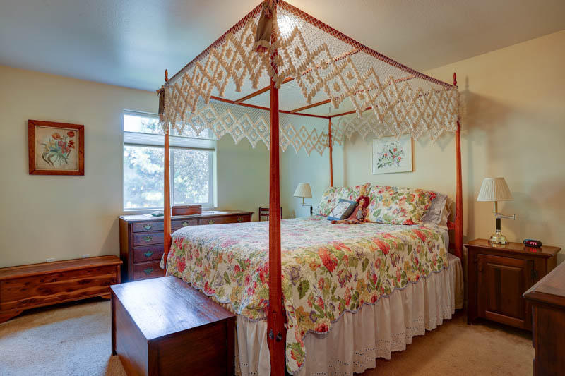 Lavacrest - Residential