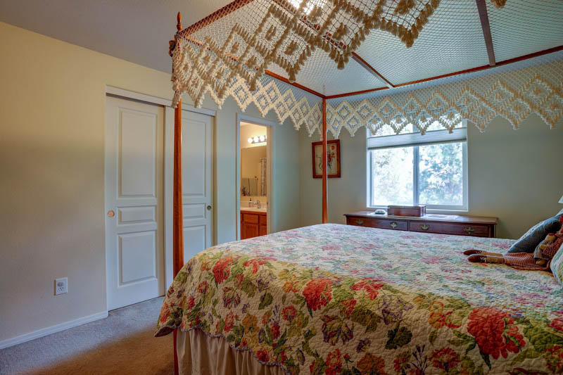 Lavacrest - Residential