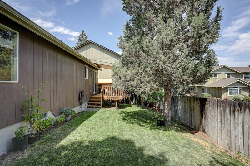 Lavacrest - Residential