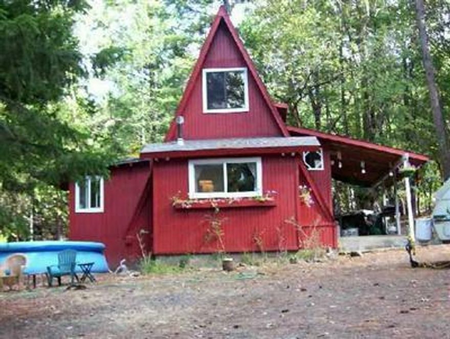 2nd Agent Elaine Lake 660-5435. 1 Bedroom, 1 Bath Frame Home On 5+ Acres. Upstairs Is Unfinished. Could Be 2nd Bedroom. New Kitchen Appliances, New Flooring To Be Installed. Secluded & Private With Some Timber. Good Well Per Owner. Shown By