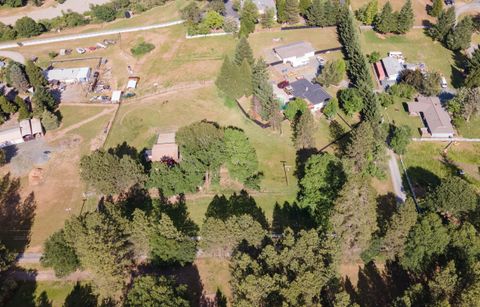 Tiny photo for 255 Queens Branch Road, Rogue River, OR 97537 (MLS # 220217661)