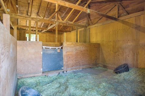 Tiny photo for 255 Queens Branch Road, Rogue River, OR 97537 (MLS # 220217661)