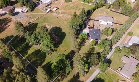 Tiny photo for 255 Queens Branch Road, Rogue River, OR 97537 (MLS # 220217661)