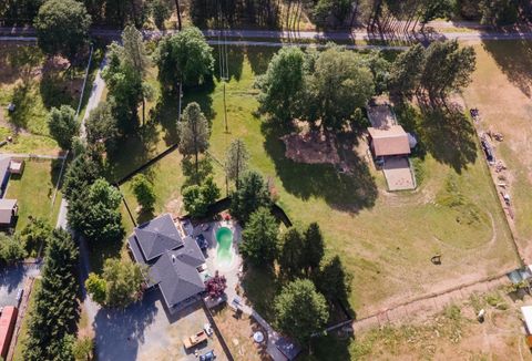 Tiny photo for 255 Queens Branch Road, Rogue River, OR 97537 (MLS # 220217661)