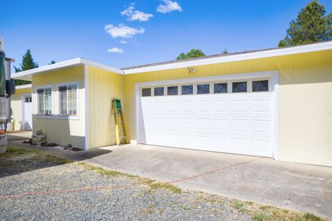 Tiny photo for 255 Queens Branch Road, Rogue River, OR 97537 (MLS # 220217661)
