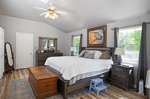 Tiny photo for 255 Queens Branch Road, Rogue River, OR 97537 (MLS # 220217661)