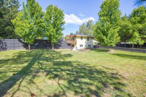 Tiny photo for 255 Queens Branch Road, Rogue River, OR 97537 (MLS # 220217661)
