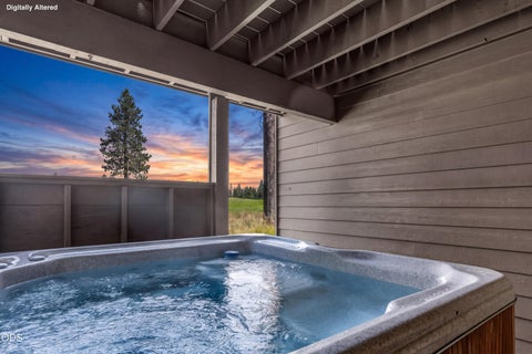 Tiny photo for 17810 W Core Road #28, Sunriver, OR 97707 (MLS # 220227048)