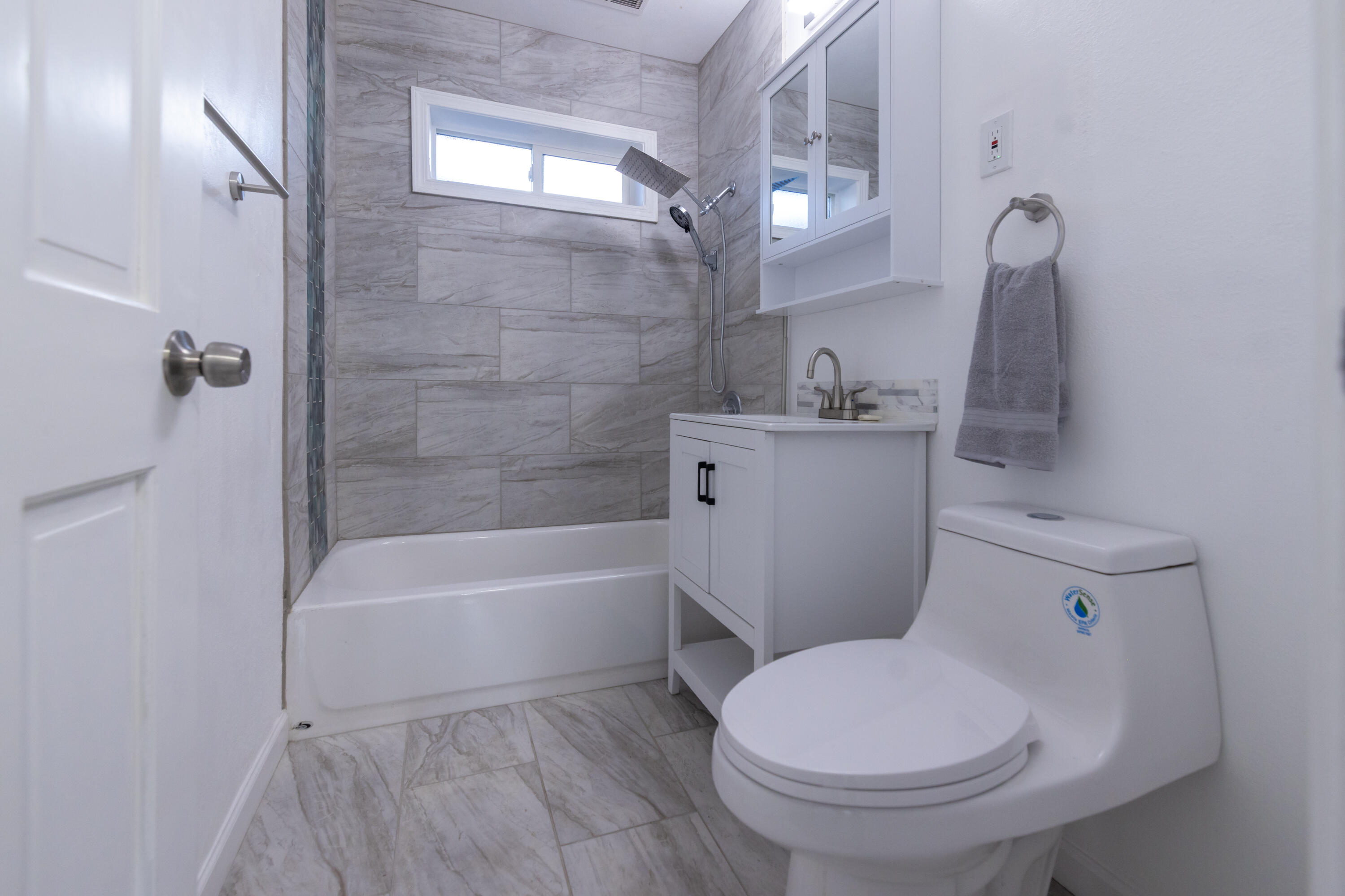 Old Orchard Manor - Residential