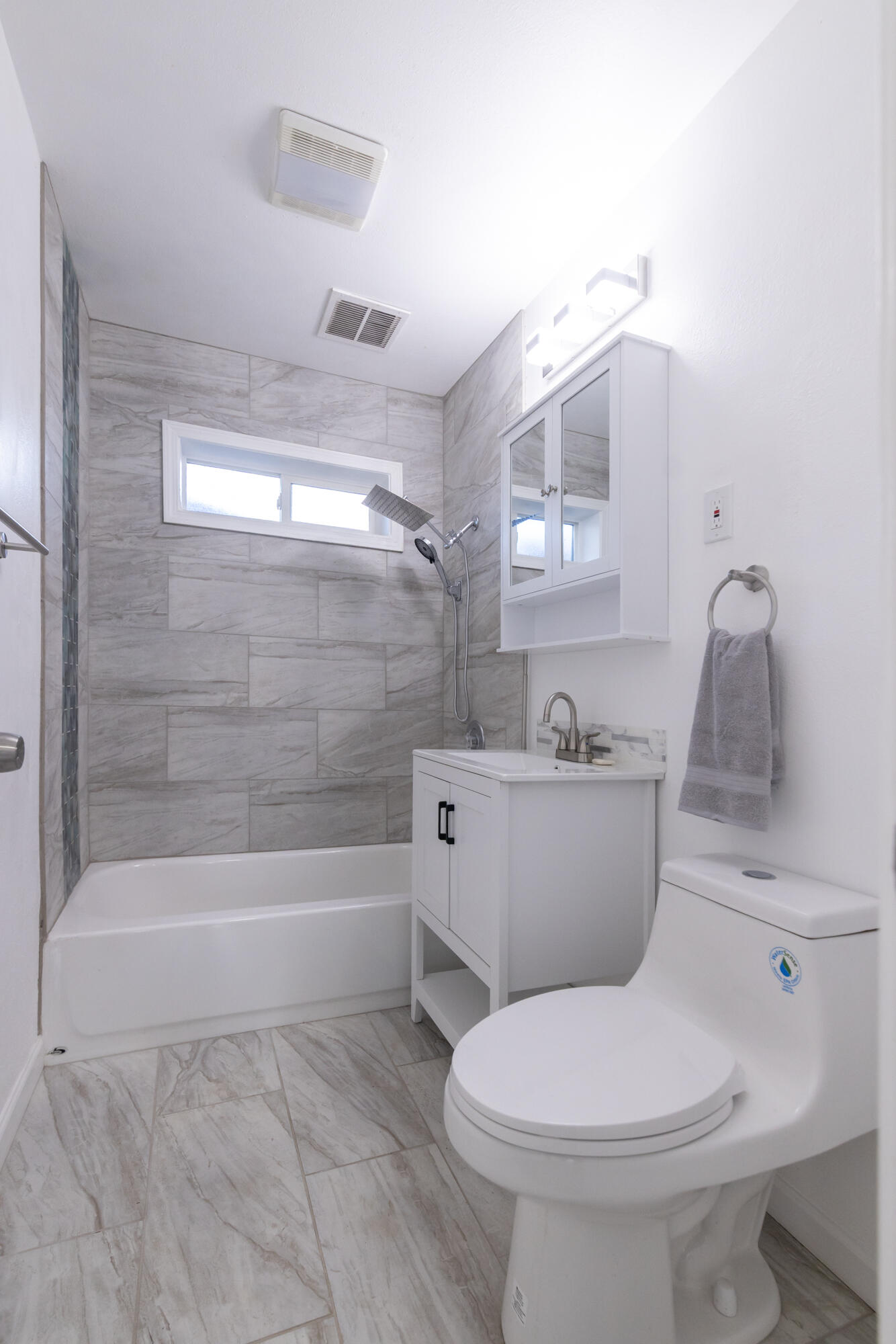 Old Orchard Manor - Residential