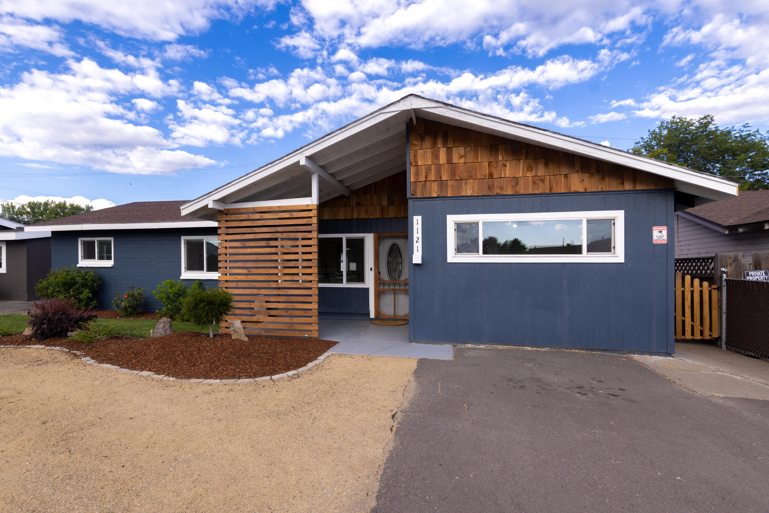 Old Orchard Manor - Residential