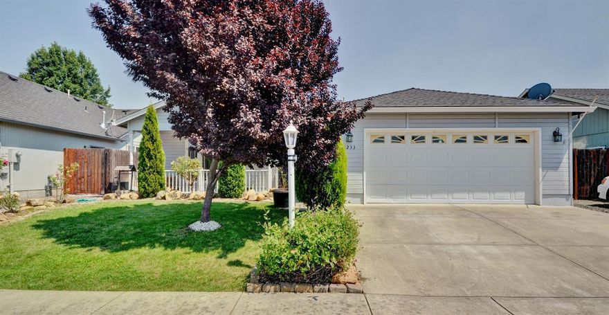 Super well laid out home in great neighborhood. There are 3 large bedrooms, a living room with vaulted ceilings, and a separate family room with doors that could be used as a 4th bedroom! One of the bathrooms also boasts a jetted tub! The kitchen has a ton of storage and a large granite Island. Both the front and back porches are covered providing a lovely place to gather. The neighborhood includes it's own swimming pool, tennis court, club-house, play-ground and park. The home is being sold with all appliances including refrigerator and washer/dryer!