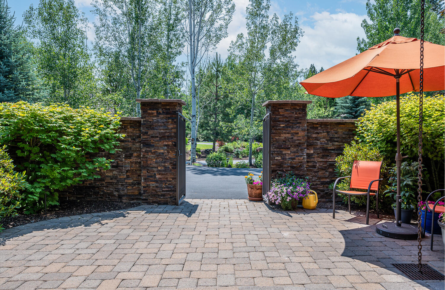 Broken Top - Residential