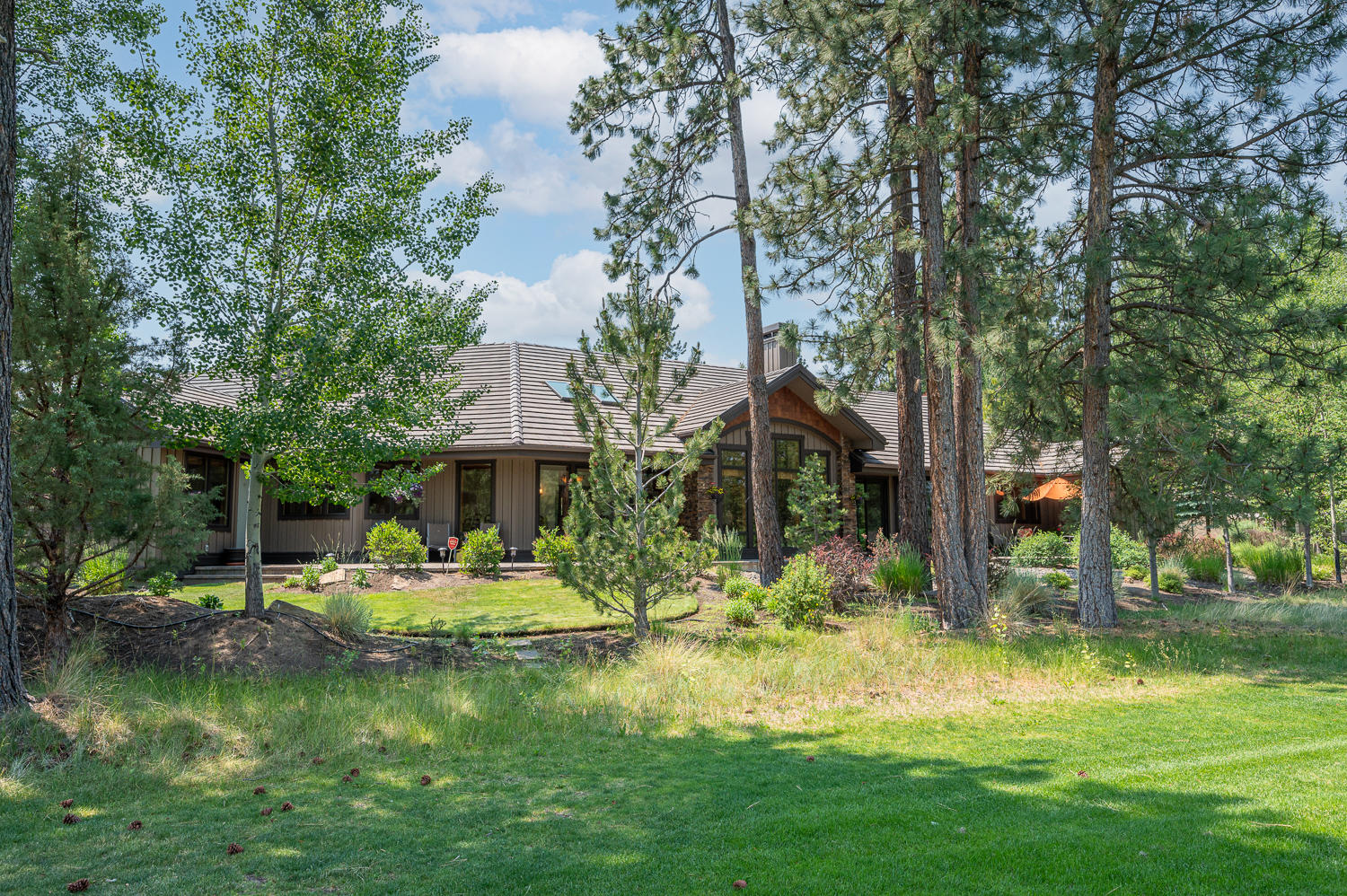 Broken Top - Residential